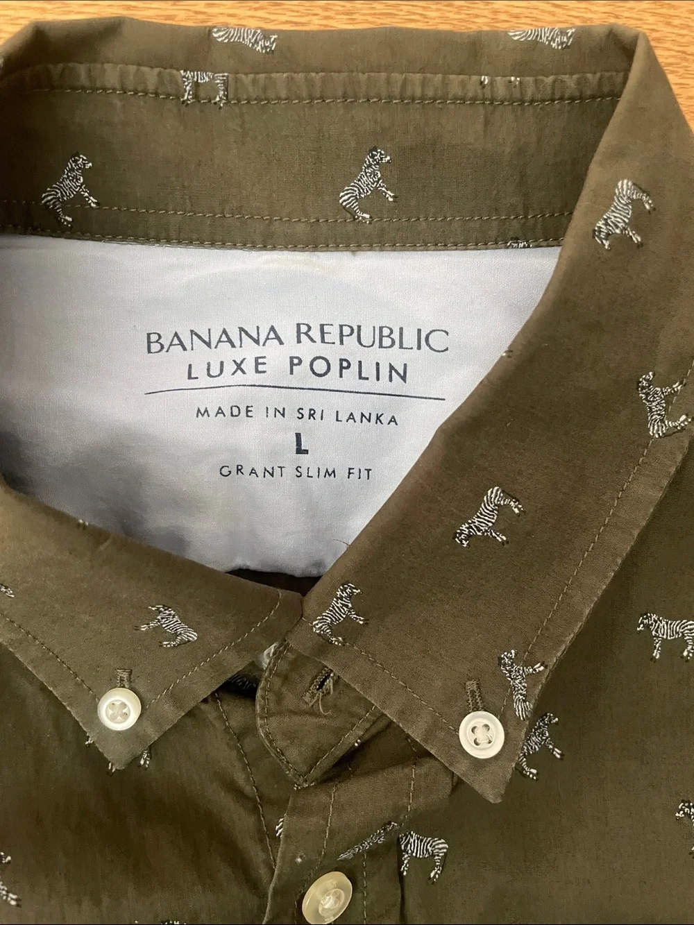 Banana Republic classic button